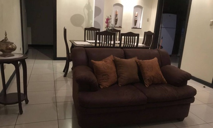 Cartago House | Beautiful house , master bedroom with jacuzzi, walking in closed, great view balcony of mountain and neighborhood and sunsets