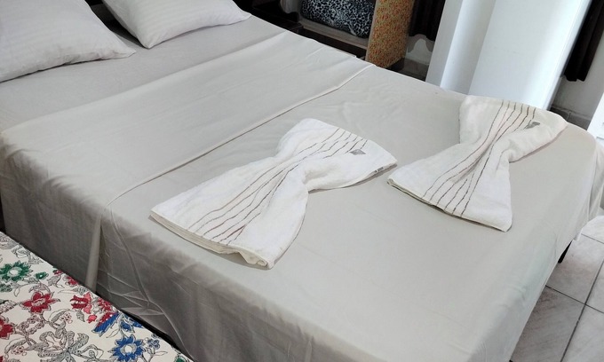Maracana Apartment | Beautiful Independent and Exclusive Complete Suite 3 Blocks from the Beach!