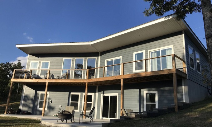 Stewart House | Beautiful KY Lake View + Nature, Family friendly