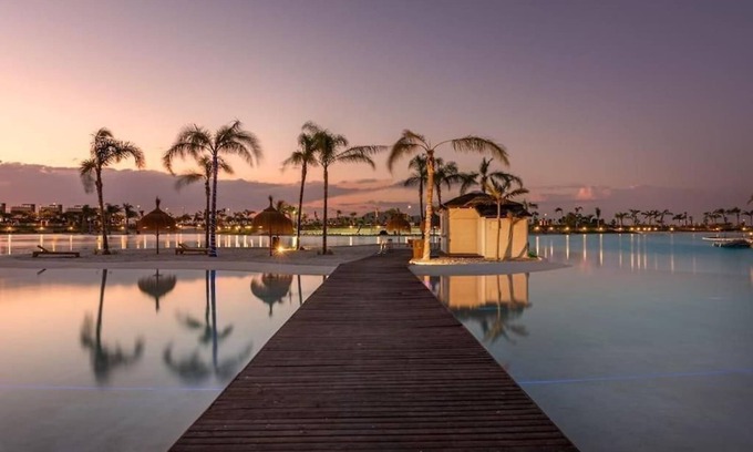 Los Alcazares Villa | Beautiful new luxury villa with private pool for families and friends in Spain!