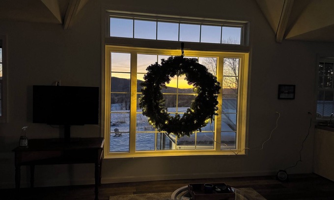 Weston Apartment | Beautiful new studio with amazing views - peaceful but close to everything!
