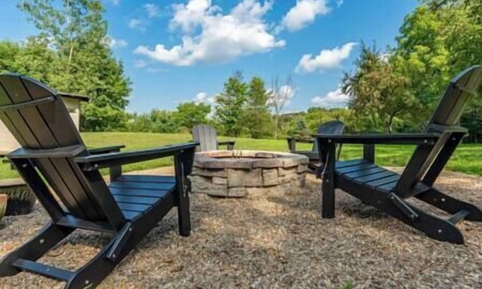 Perrysville House | Beautiful Oasis | Sauna | Mohican Getaway