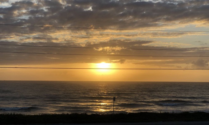 Ormond-by-the-Sea House | Beautiful Oceanfront 2 Bed 1.5 Bath Condo, Attached Garage & Pool 28 Day Minimum