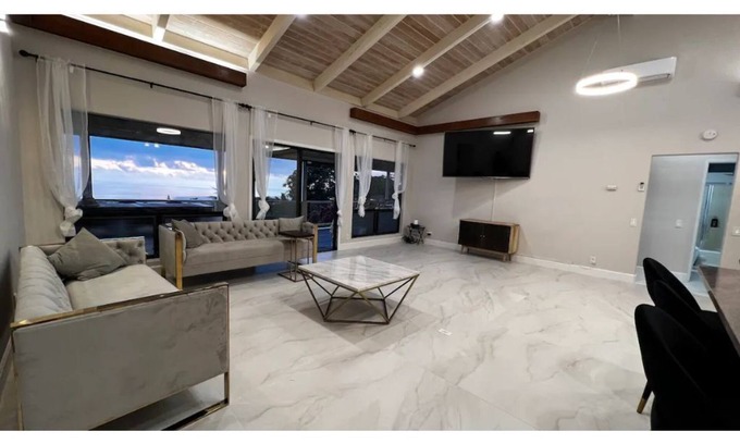Kailua-Kona House | Beautiful Oceanview Home