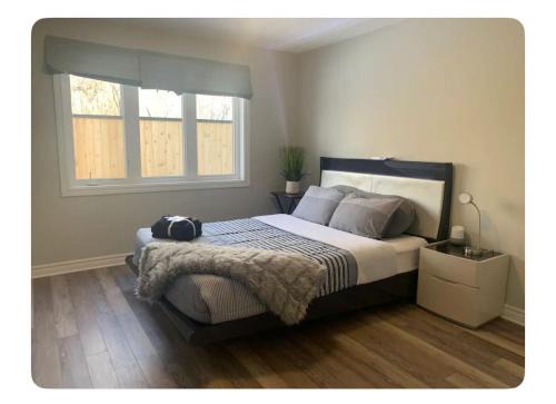 Ottawa Division House | Beautiful one bedroom suite 5 minutes from Ottawa Int Airport