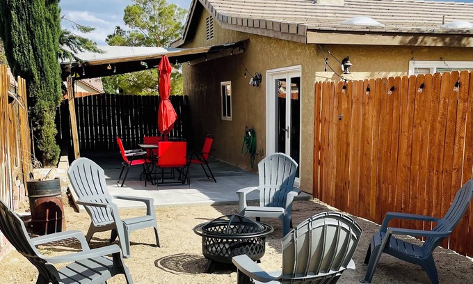Palmdale House | Beautiful one story, 4 bedroom home in nice neighborhood