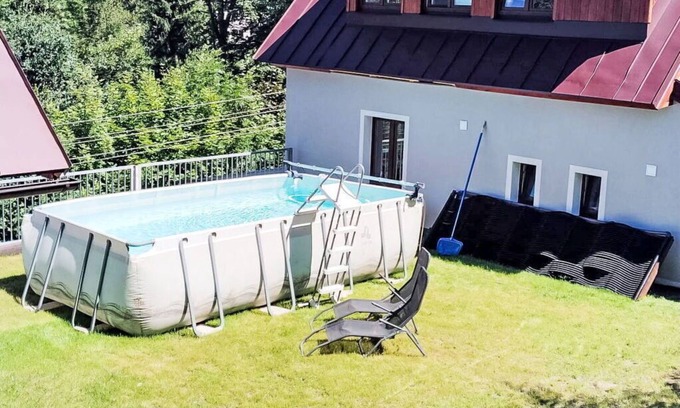 Tanvald House | Beautiful private villa for 8 people with WIFI, TV, patio, pets allowed, panoramic view and park.