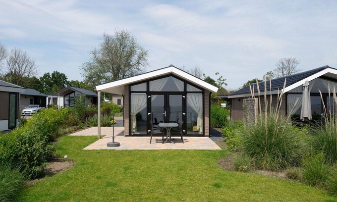 Enkhuizen House | Beautiful private villa for 4 people with WIFI, TV, terrace and parking