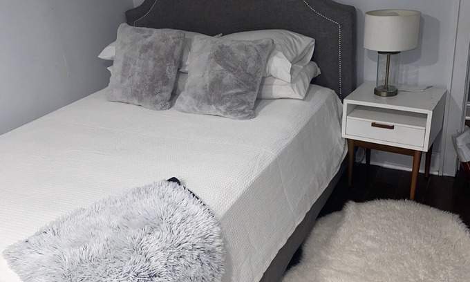 Lawrence Apartment | Beautiful private studio. private entrance and parking thank you, place to work,
