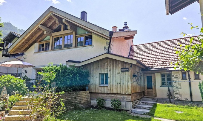 Prutz House | Beautiful private villa for 7 people with WIFI, TV, terrace, pets allowed and parking