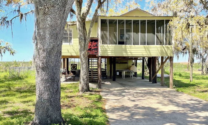 Cypremort Point House | Beautiful, Relaxing, Spacious Cottage with view of Vermillion Bay!