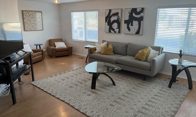 Palm Desert House | Beautiful remodeled Golf & Tennis 55+ (5-6 Months stay (Oct-Apr