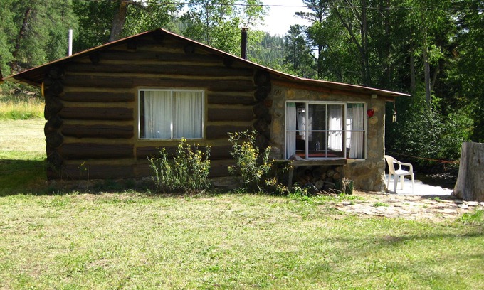 Tererro Cabin | Beautiful Rustic Cabin Right on the Pecos River.