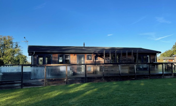 Fornham St Genevieve Cabin | Beautiful Stunning wooden Lodge in the Depths of Suffolk woodland