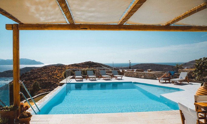 Ios Villa | Beautiful Serviced Villa l Sunset Sea Views