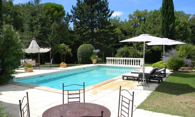 Allan House | Beautiful single-storey villa, 10x5 pool, ideal for family vacations