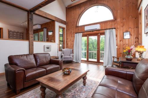 South Londonderry House | Beautiful Stratton Vacation Home