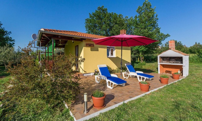 Skatari Apartment | Beautiful studio in Pula