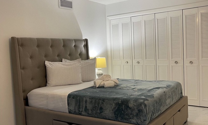 Conway Apartment | Beautiful Studio near Int. Drive, Disney & Airport.