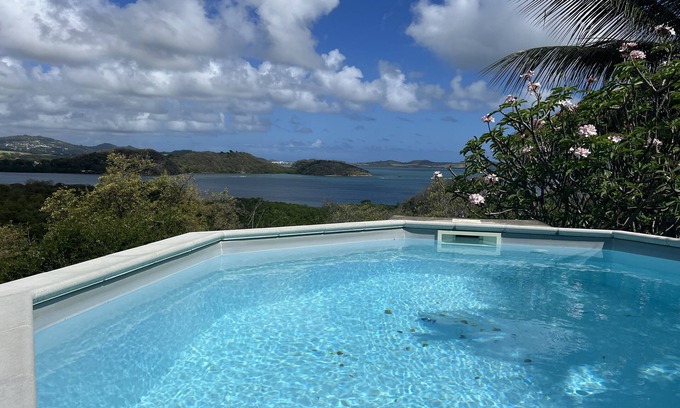 Le Robert Villa | Beautiful T4 villa on the edge of a natural park with magnificent sea view