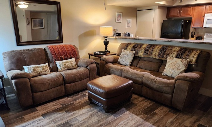 East Mesa Condo | Beautiful, updated, furnished condo in East Mesa