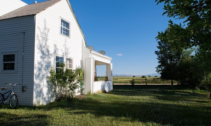 Walden House | Beautiful view facing Never Summer Mountain Range