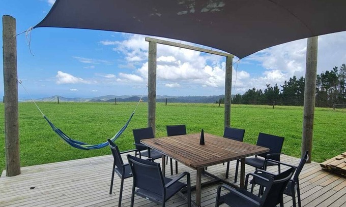 Helena Bay House | Beautiful views in a quiet country side, 5 mins to the beach.