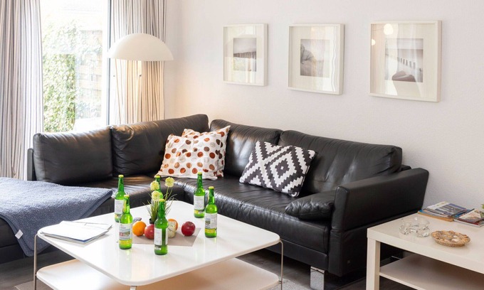 Lubmin House | Beautiful villa for 5 guests with WIFI, TV, terrace and pets allowed