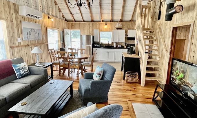 Shediac Bridge Cottage | Beautiful Waterview Cottage in Shediac Bridge