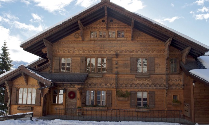 Ollon Ski Chalet | Beautifully Restored Large Historical Chalet With All Modern Amenities