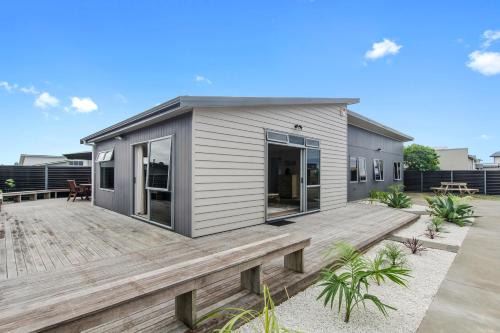 Ruakaka House | Beauty on Bream Bay - Ruakaka Holiday Home