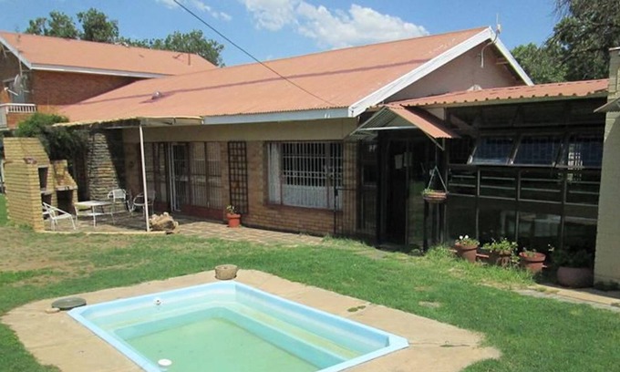 Bayswater House | Bedrock B&b - Double Bedroom for friends or couple