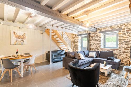 Plouer-sur-Rance House | Bel Even