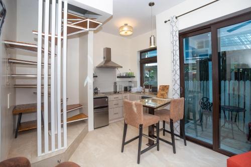 Half Moon Bay House | Bella Luna Beach Home #226859