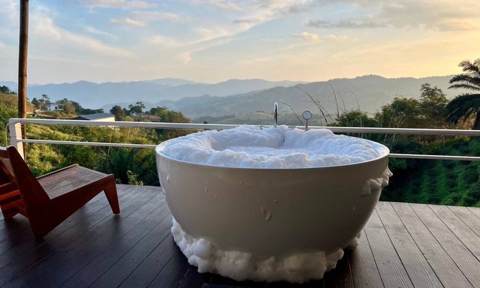 Mae Fa Luang Hotel | Bella Lunar Villa