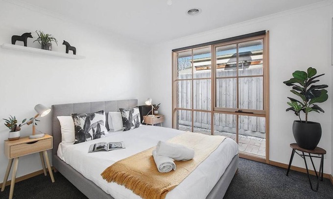 Capel Sound House | 'Bella Rosa' Elegant Beachside Family Hideaway