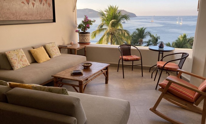 Playa la Madera Condo | Bella Vista-Spectacular Views of Zihua Bay from 1-BR Condo above Madera Beach