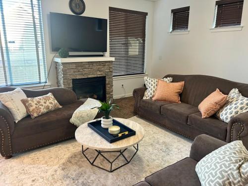 Guide Meridian House | Bellaire in Bellingham