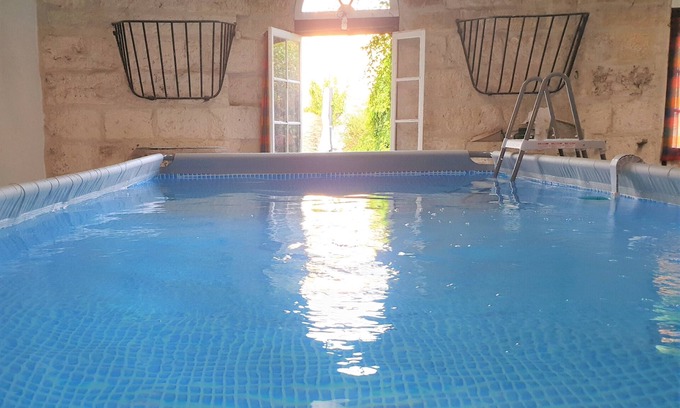 Lunel Bed & Breakfast | Belle Demeure 10 min from the sea (30 min from Nîmes & Montpellier)