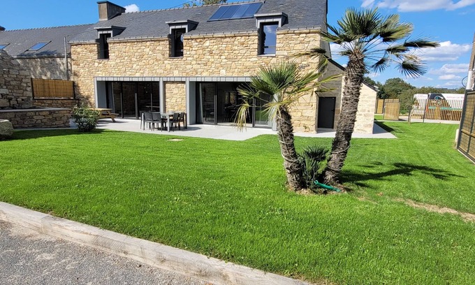 Peaule House | Belle Maison de Campagne Avec Piscine Intérieure Ti Mean
