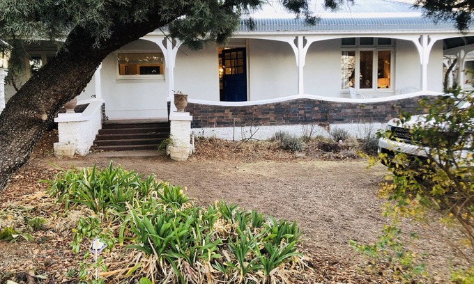 Armidale House | Belmore Historic Cottage