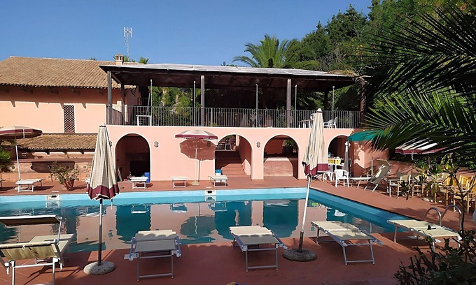 Briatico Apartment | Belvilla by OYO Pleasant apartment with pool