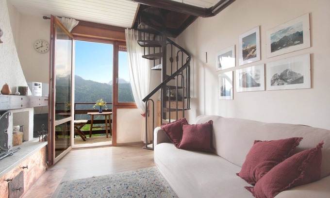 Coi Apartment | Belvilla by OYO CASA OLLI