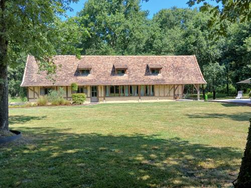 Allons House | Bergerie en forêt