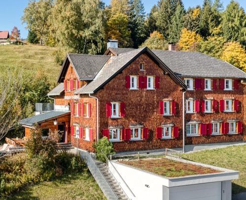 Buerserberg House | Berghaus Tschengla by A-Appartments