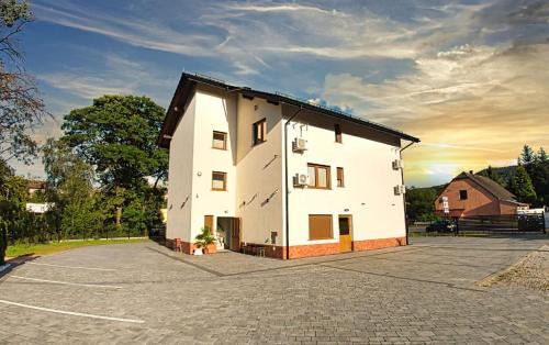 Andrychow Hostel | Beskidia - Noclegi w Beskidach