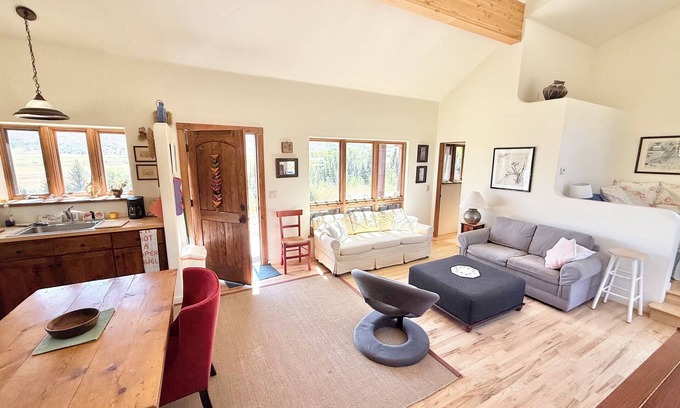 Snowmass Village Cottage | Best one bedroom cottage in Old Snowmass
