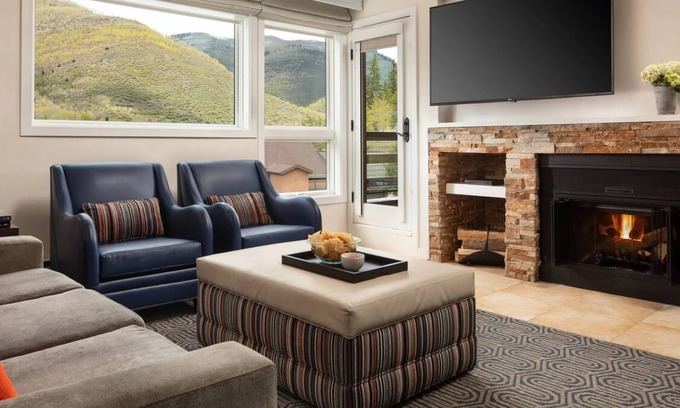 Highland Meadows Apartment | Best time of the year to sky ! Great opportunity Streamside at Vail - Douglas