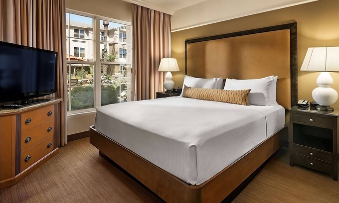 Gainey Village Villas Hotel | Best Value, Quality Stay! w/Outdoor Pool, Near Scottsdale Rotary Park
