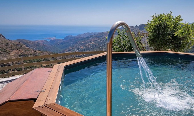 Stratoi Villa | Best View Mountain Villa - Private Pool with amazing view - Temenia